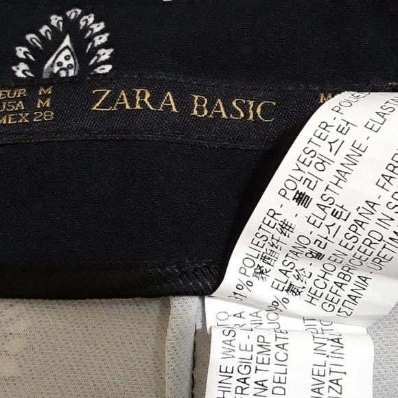 Zara Basic Bandana Print Shorts - Picture 7 of 7